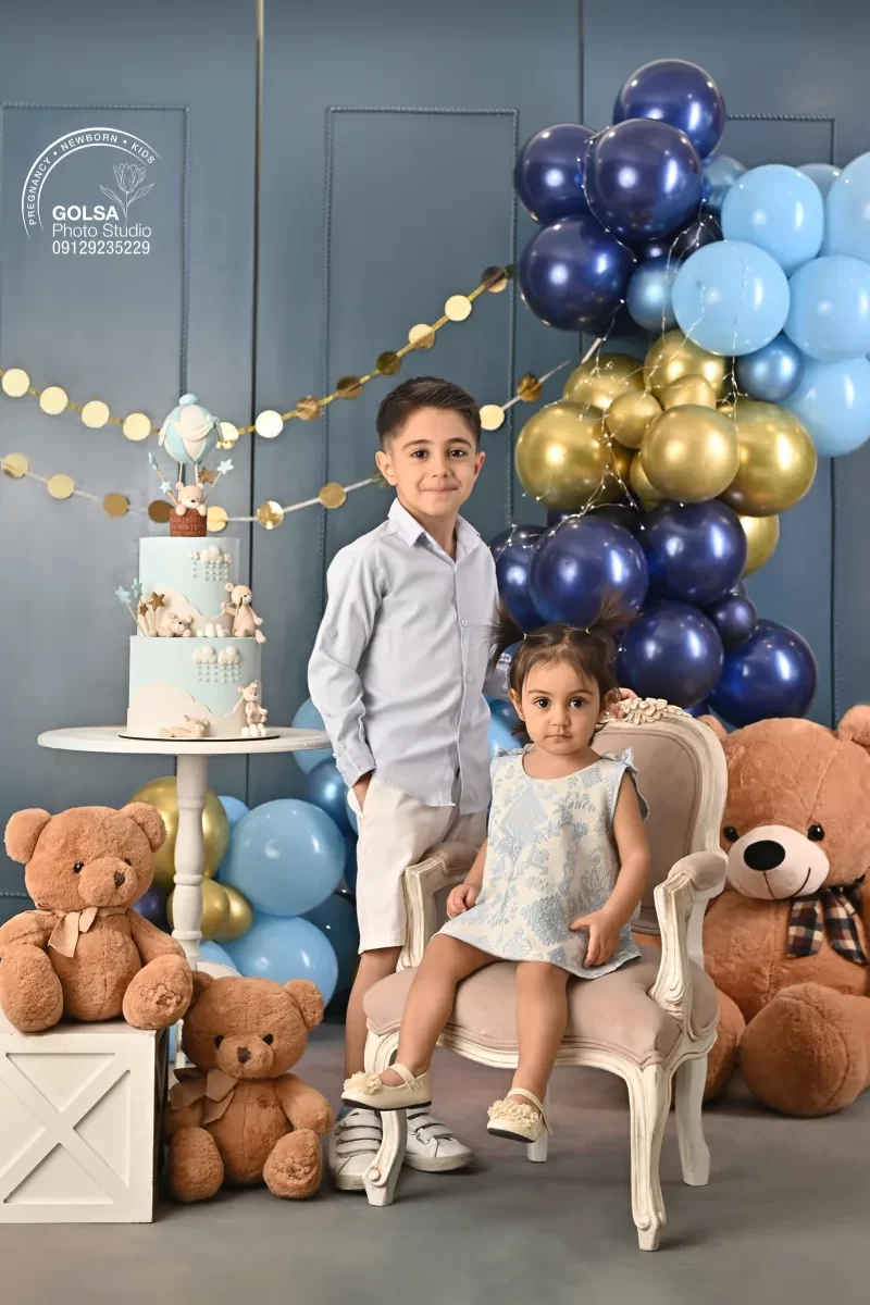 عکاسی تولد خواهر و بردار بزرگتر در استودیو عکاسی گلسا